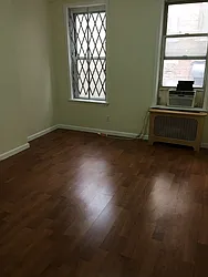 Rented by Kinyu Realty
