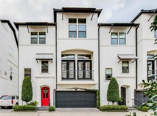 8916 Lakeshore Bend Dr, Houston, TX 77080