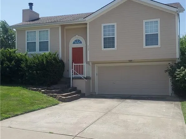 117 NE 103rd Ter, Kansas City, MO 64155
