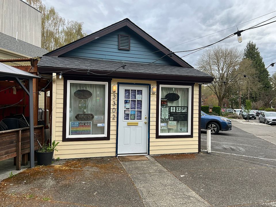 1st image of 3302 SE Division St