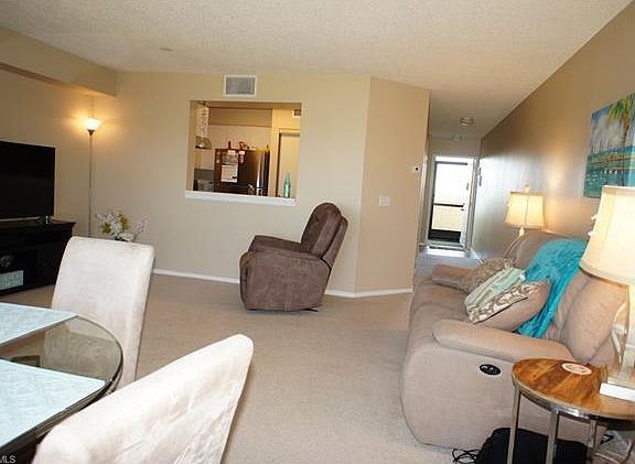 5th image of 7406 Lake Breeze Dr APT 517