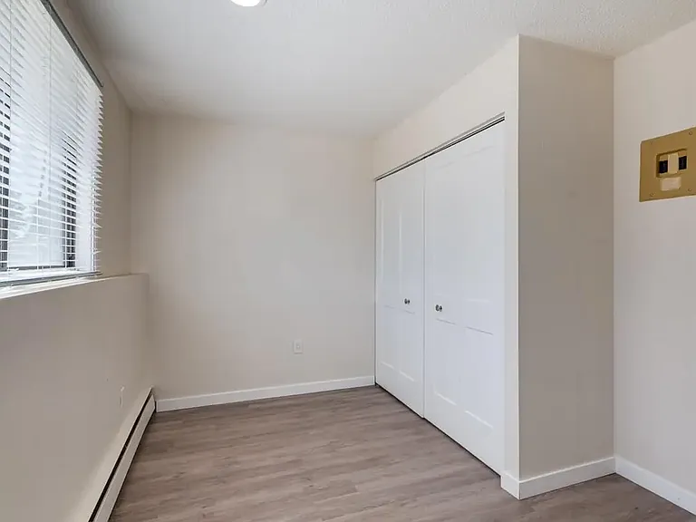 2291 Southview Dr SE #302 — Photo 21