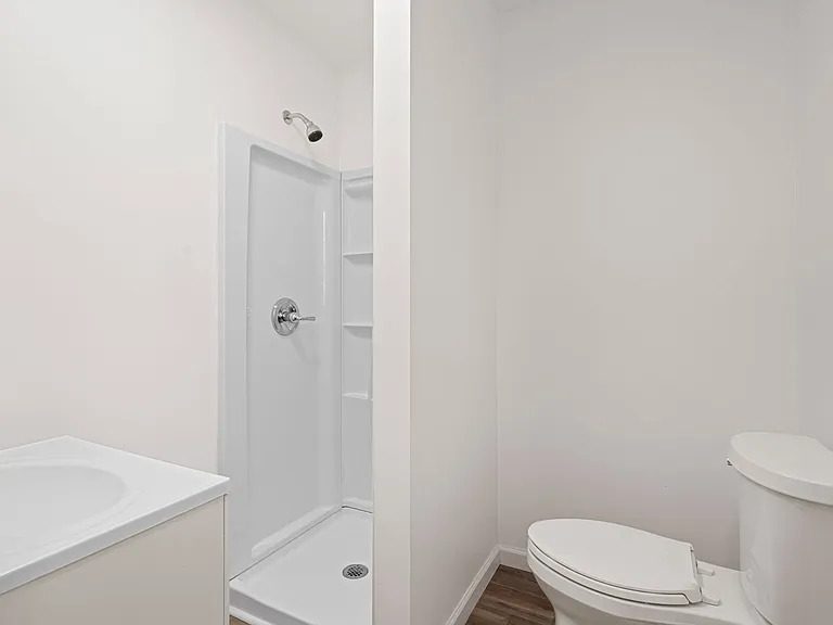 321 Kennedy Ave — Photo 6