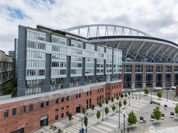 590 1st Avenue S #703, Seattle, WA 98104