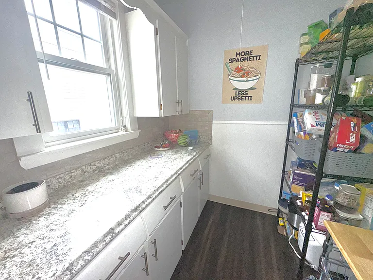 12 Curtis St #1 — Photo 5