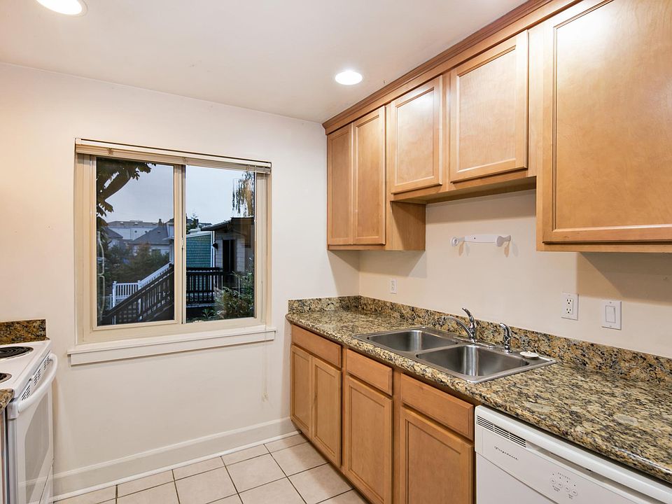 1st image of 120 12th Ave E #120