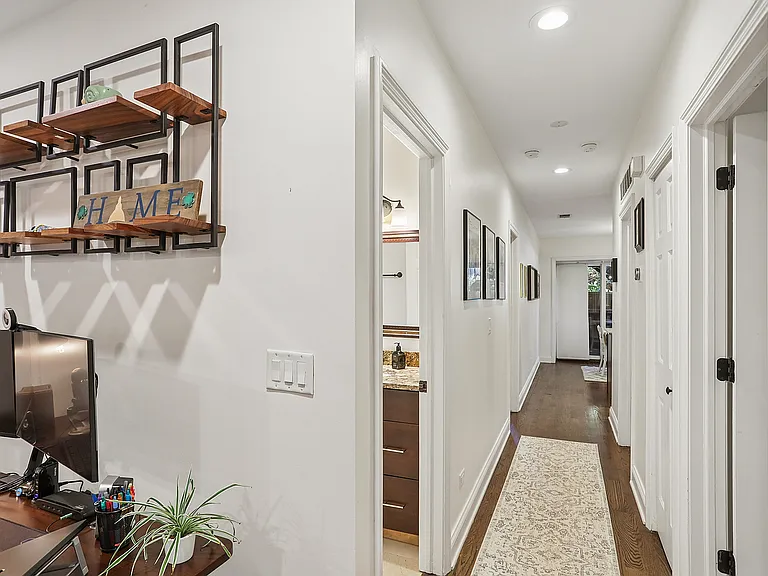 2212 N Sedgwick St #1 — Photo 9