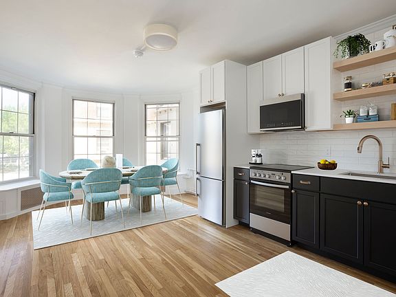 2nd image of 1284 Beacon St APT 213
