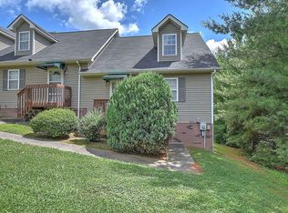803 Cambridgeshire Ct, Johnson City, TN 37615