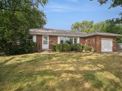 7307 Douglas Ave, Urbandale, IA, 50322