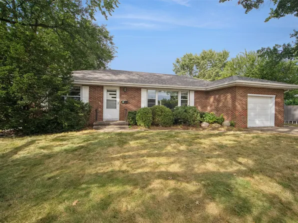 7307 Douglas Ave, Urbandale, IA 50322