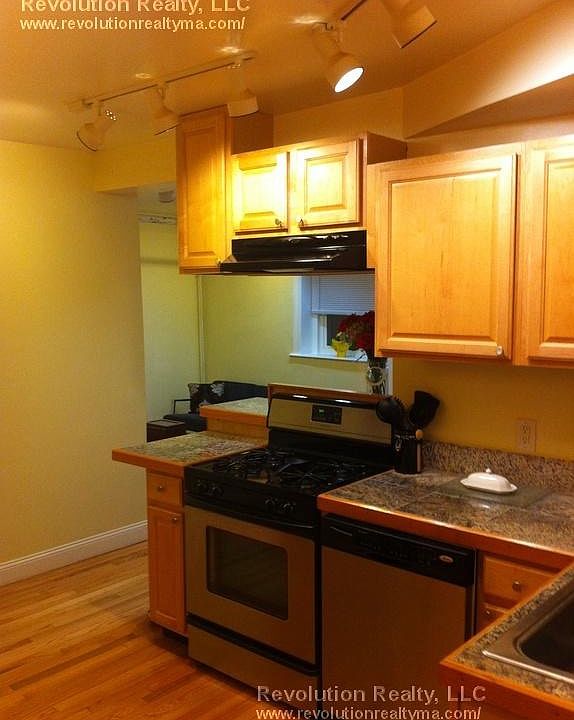 2nd image of 5 Colliston Rd #G