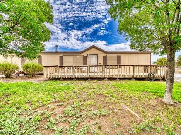 2050 Debbie Ct, Pahrump, NV 89048