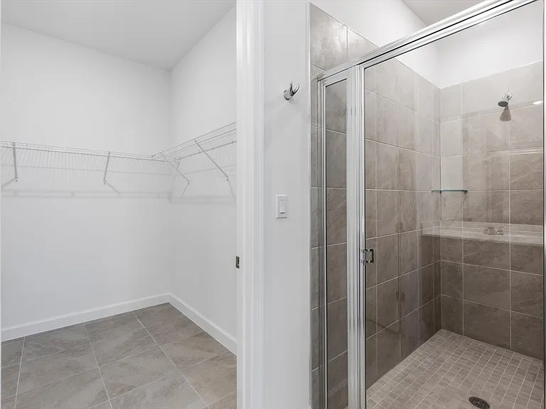 6435 Seabright Ter — Photo 20