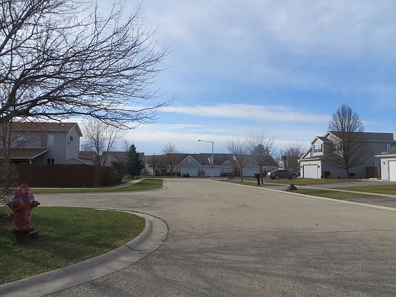 4th image of 2503 Falls Ct