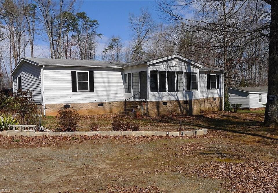 1st image of 111 Vann Ct