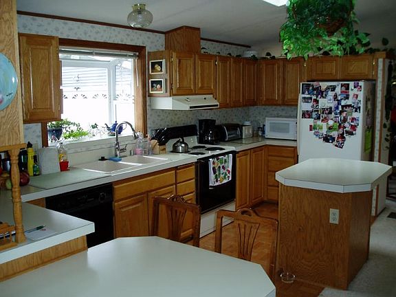 4th image of 3700 14th Ave SE Unit 169