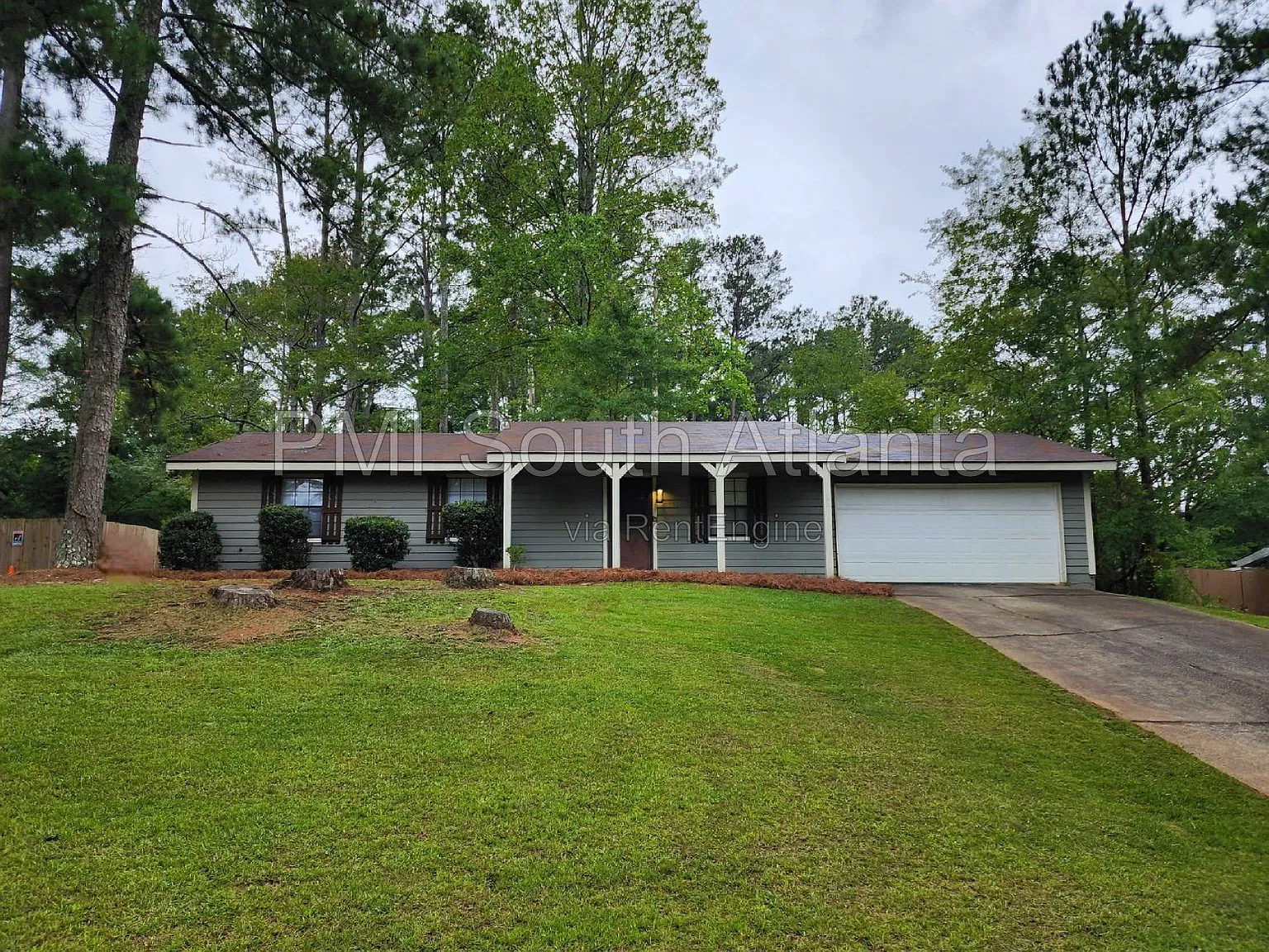 3 bed, 2.0 bath, 1690 sqft, $1,600 — Photo 1