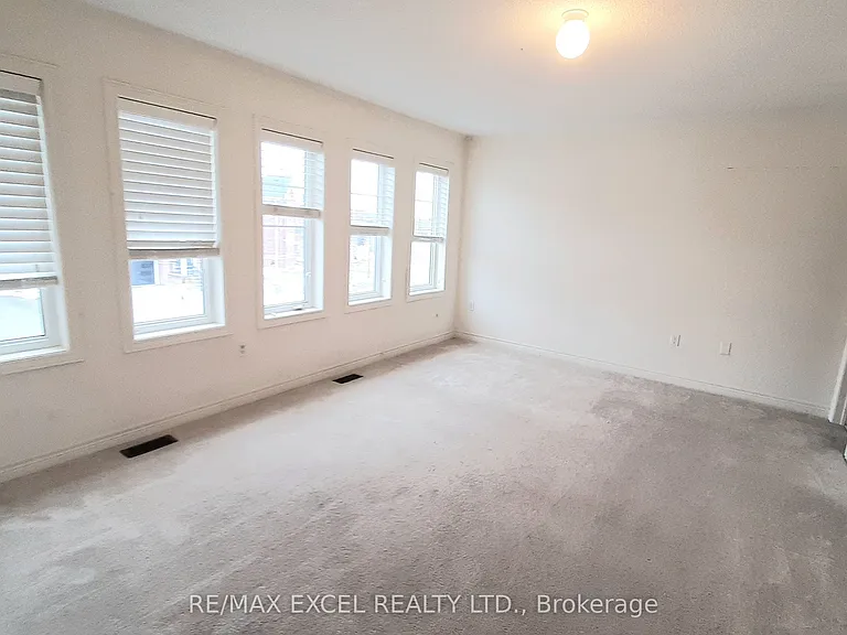 144 Greenwood Rd — Photo 6