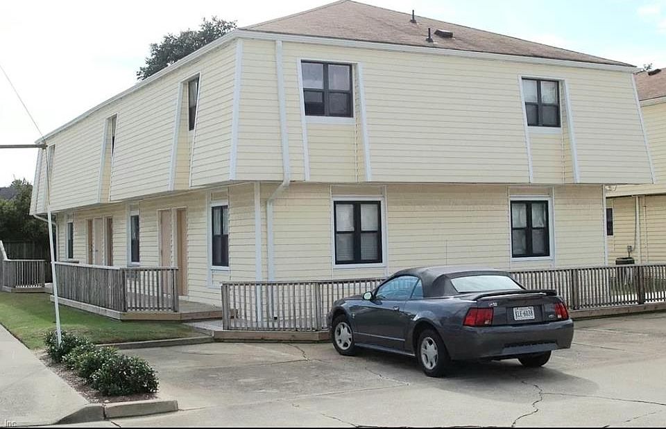 1st image of 3145 Page Ave APT 102