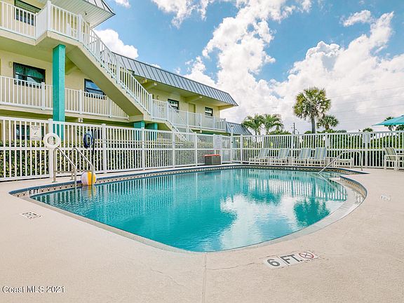 3rd image of 1441 S Miramar Ave #324