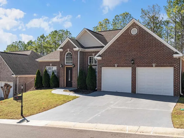 109 Village Ln, Pelham, AL 35124