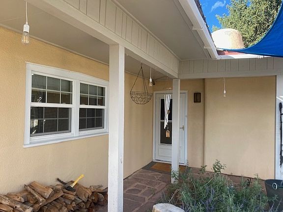 Formal entry way