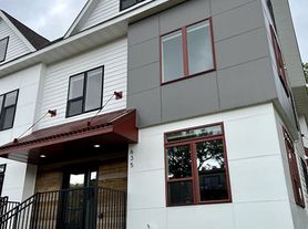 Dinkytown 6-plex