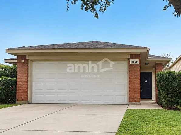 11809 Bobcat Dr, Fort Worth, TX 76244