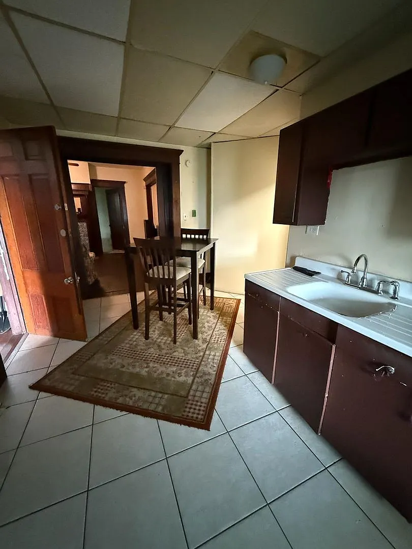 109 W National Dr — Photo 2
