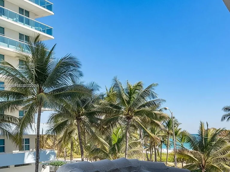 9195 Collins Ave #309 — Photo 15