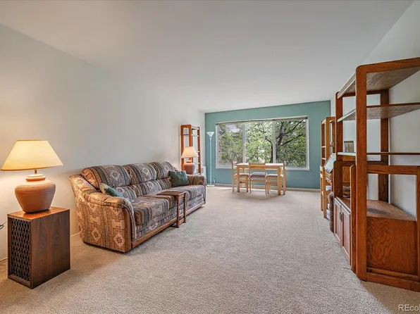 855 Pennsylvania Street #305, Denver, CO 80203