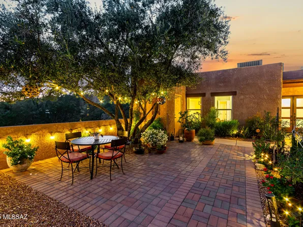 6601 N Foothills Dr, Tucson, AZ 85718