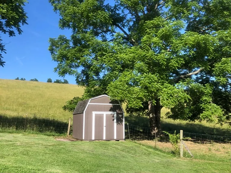 4090 Cincinnati Rd — Photo 2