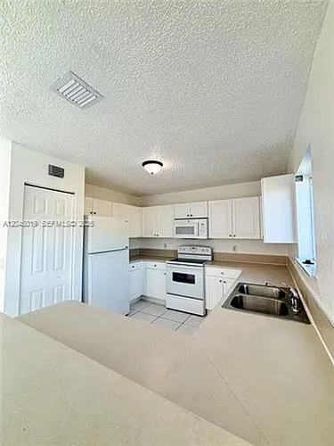 21339 SW 87th Ct #21339 Photo 1