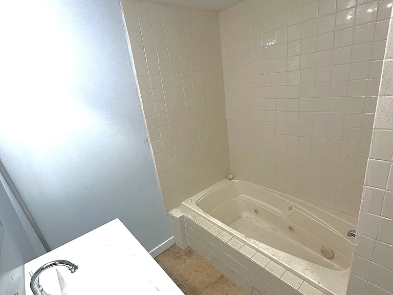 47 Laval St #2 — Photo 9