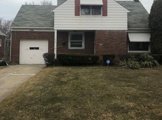 3795 Mayfield Rd, Cleveland Heights, OH 44121