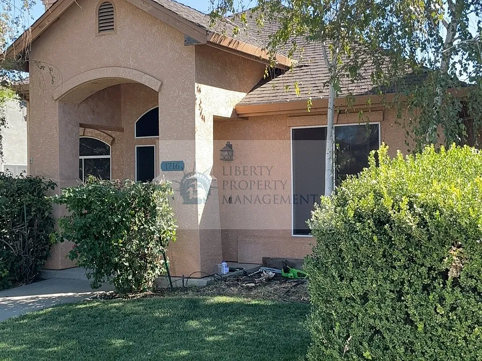 1716 Heartnut Way