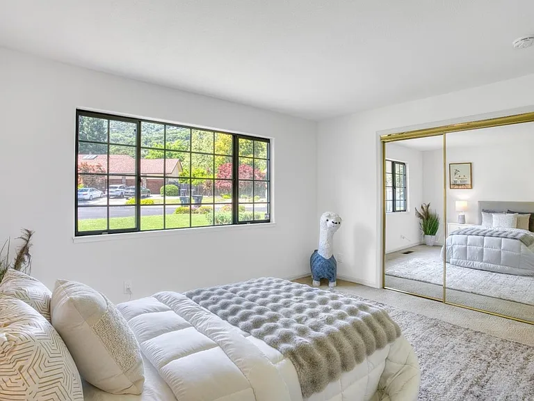 18 Foothill Pl — Photo 15