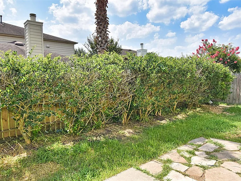 4717 Foster Hill Ct — Photo 23