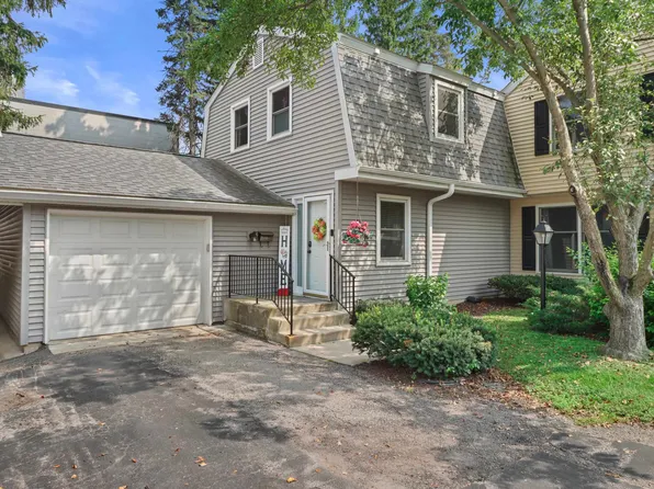 26 Whitcomb Cir, Madison, WI 53711