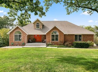 1923 W Ranch Rd, Nixa, MO 65714