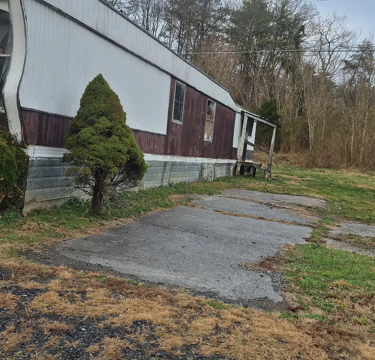 2 bed, 700 sqft, $550 — Photo 2