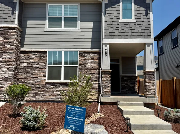 765 N Shawnee St, Aurora, CO 80018