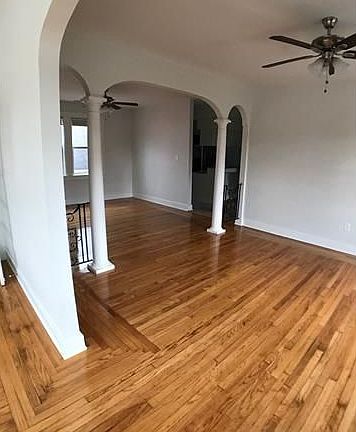 4th image of 3150 Calhoun St