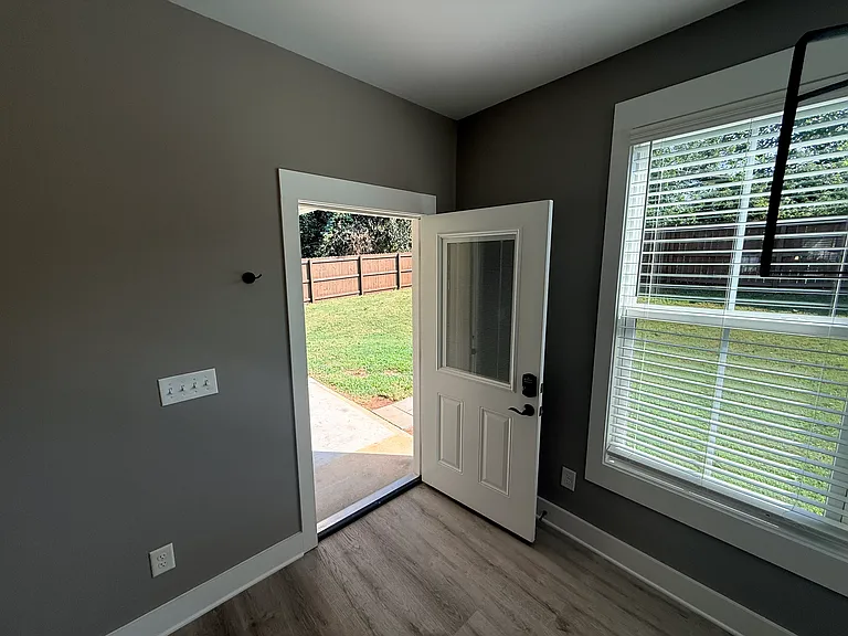 4 Plum Dr — Photo 11