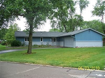 1st image of 341 S Village Dr
