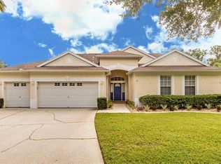 9628 Greenbank Dr, Riverview, FL 33569