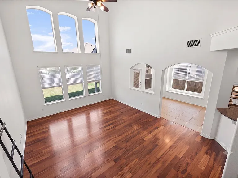 3664 Rosalina Loop — Photo 4