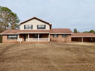 815 White St, Russellville, AL 35653